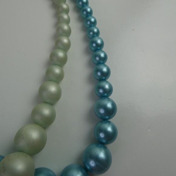 Vintage Graduated Round Bead Beaded Blue Mint Green Retro Mod Necklace 2 Strand - Picture 5 of 7